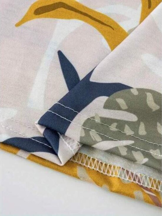 Women's Casual Ditsy Floral Dress, Spring/Summer - Picture 4 of 6